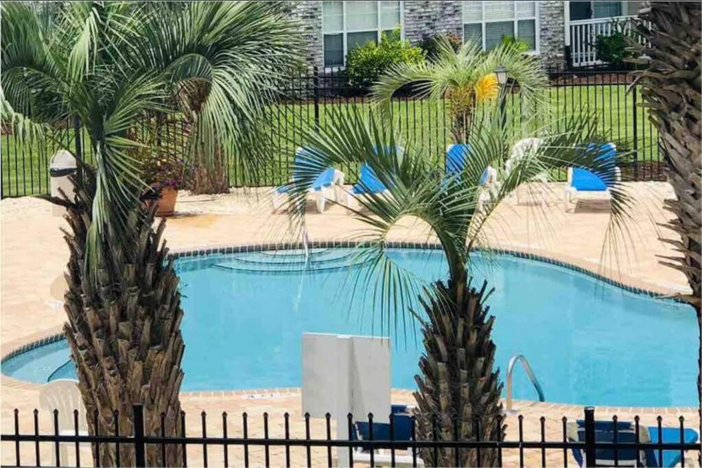Apartment Captains Quarters *