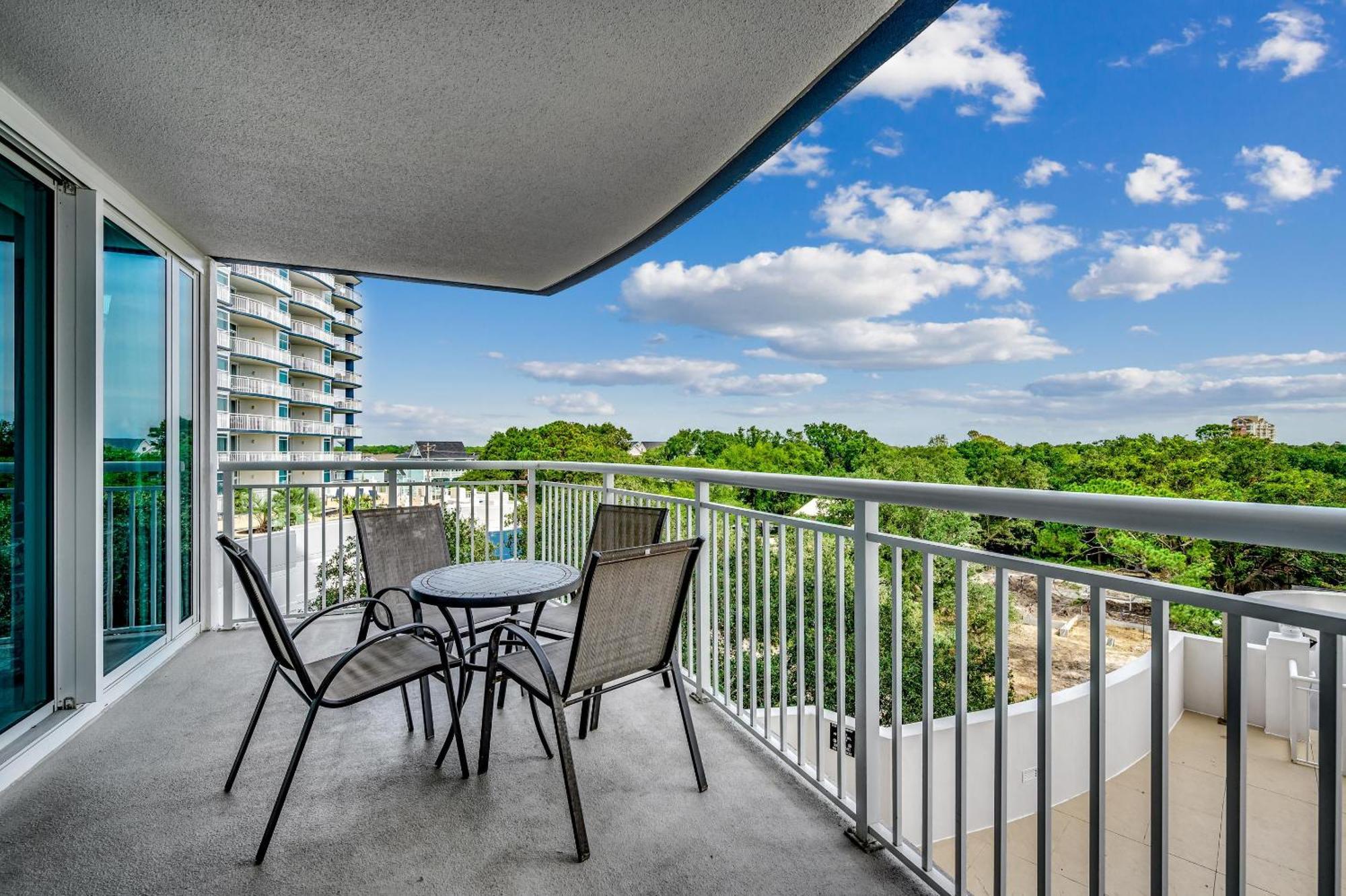 Horizon At 77th - Unit 206 Holiday home Myrtle Beach