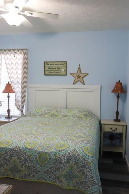 8020 Ocean Lakes Pet Friendly Golf Cart Included-beach Bum Holiday home Myrtle Beach