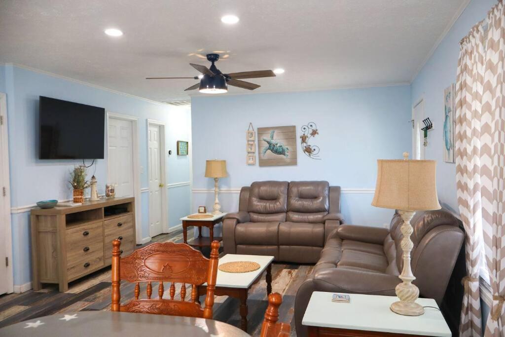 Holiday home 8020 Ocean Lakes Pet Friendly Golf Cart Included-beach Bum Myrtle Beach