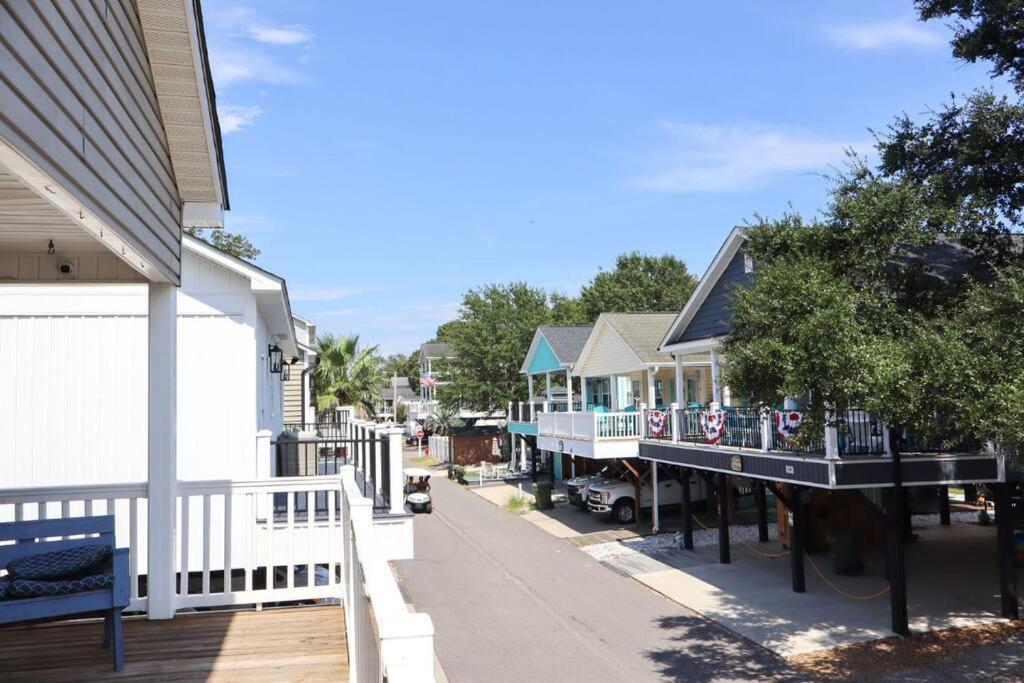 8020 Ocean Lakes Pet Friendly Golf Cart Included-beach Bum Holiday home Myrtle Beach