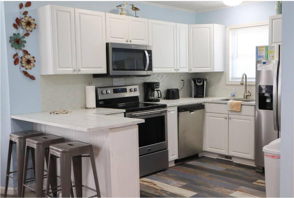 Holiday home 8020 Ocean Lakes Pet Friendly Golf Cart Included-beach Bum Myrtle Beach