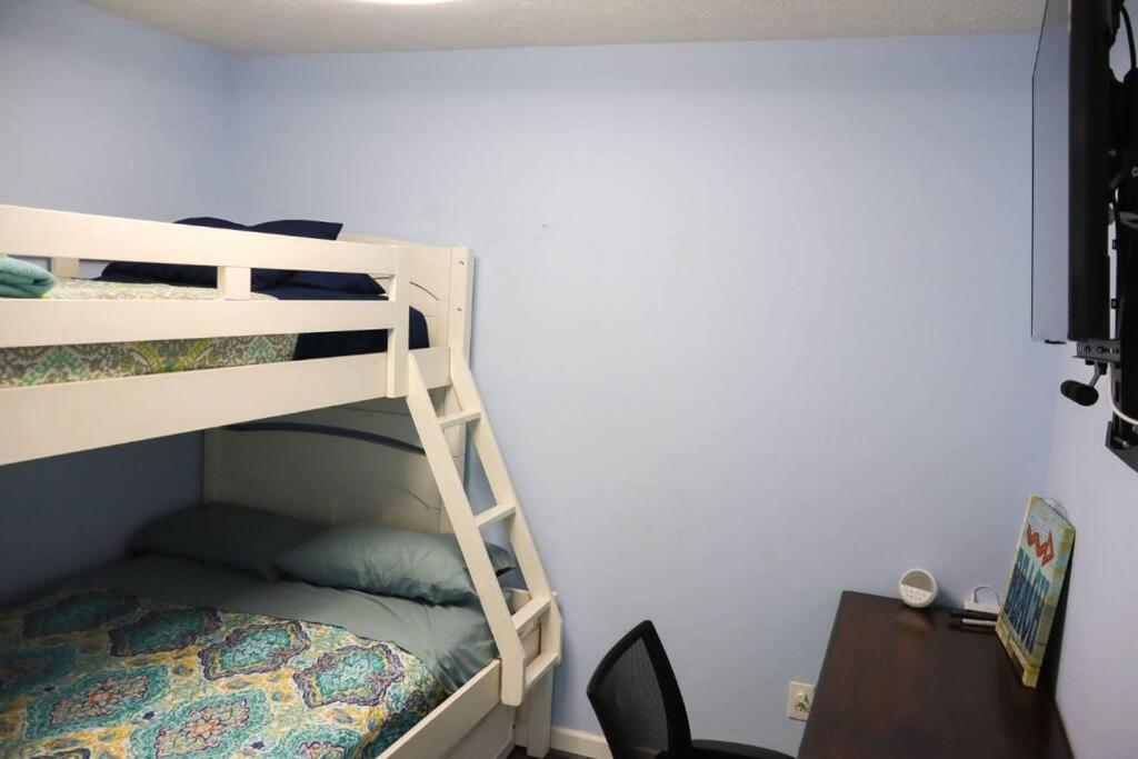 Holiday home 8020 Ocean Lakes Pet Friendly Golf Cart Included-beach Bum
