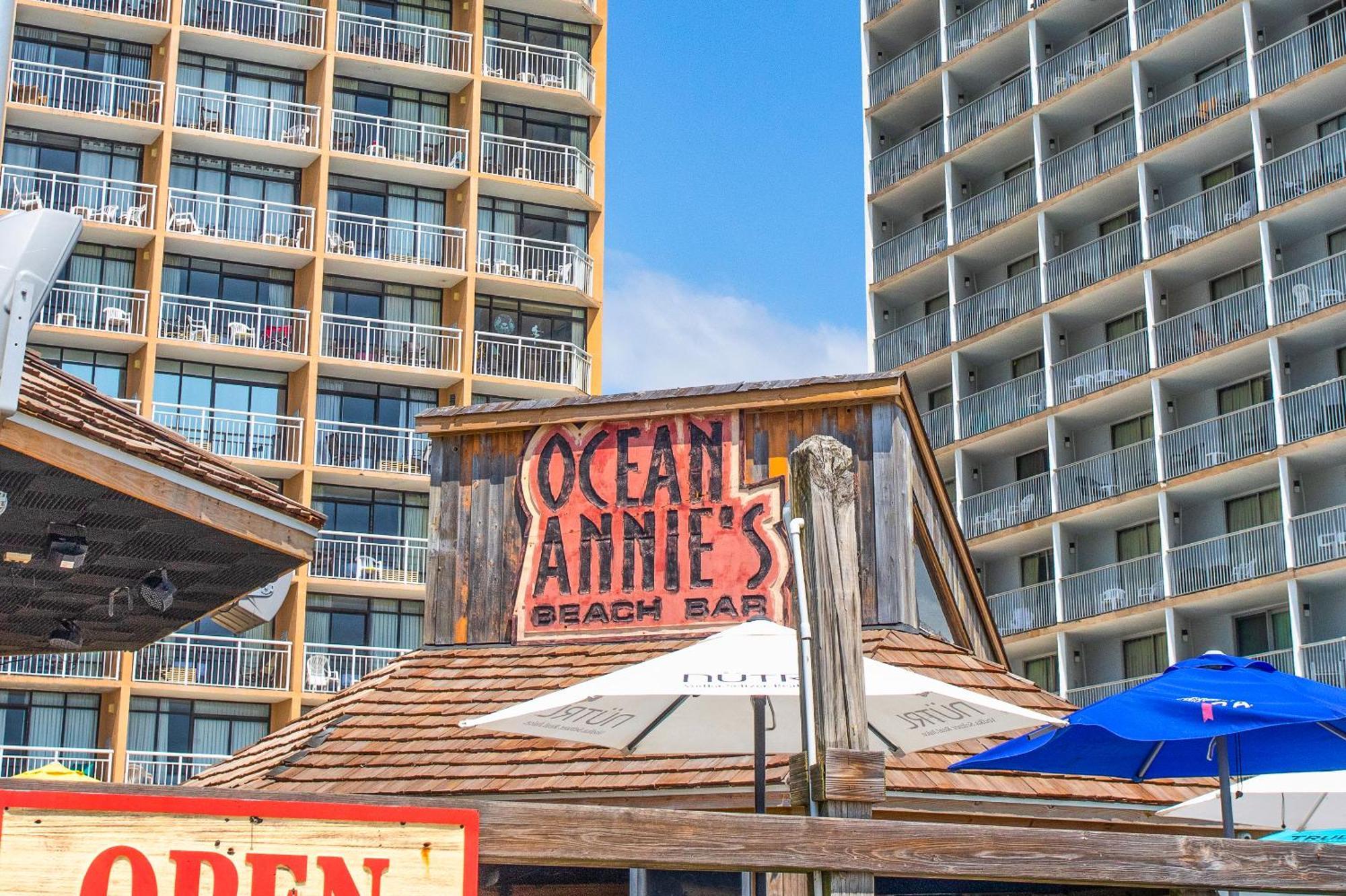 Aparthotel One Sandy Day - 2br 2ba Condo, Sleeps 6
