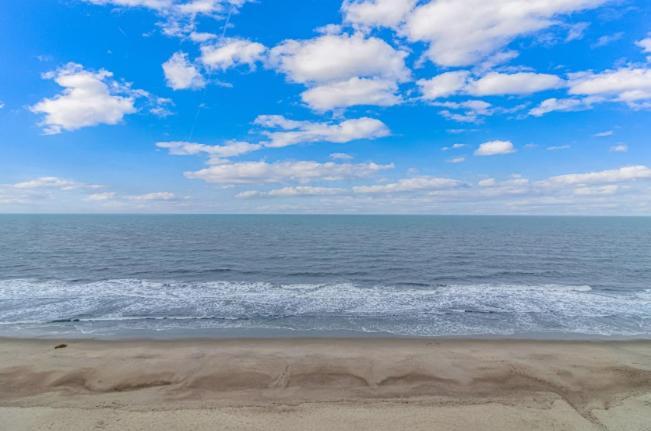 Holiday home Updated Double Queen Suite-stunning Ocean Views! Sea Mist 51508 *