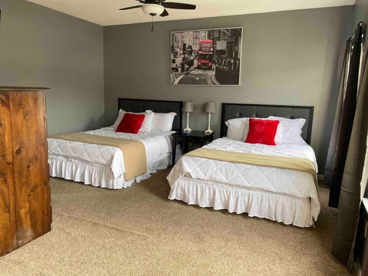 Putters Hideaway At Legends Golf *