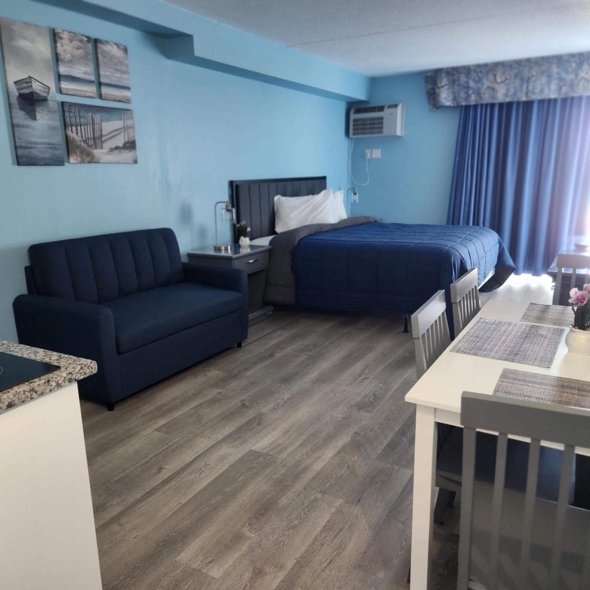 Apartment Oceanfront Efficiency T204 *
