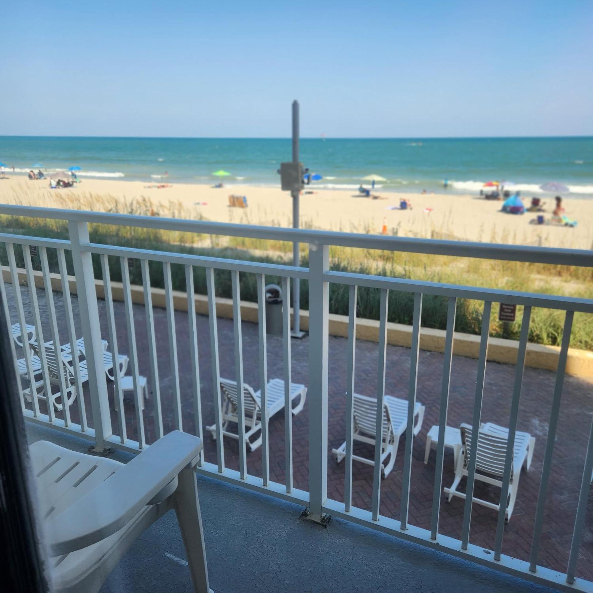 Apartment Oceanfront Efficiency T204