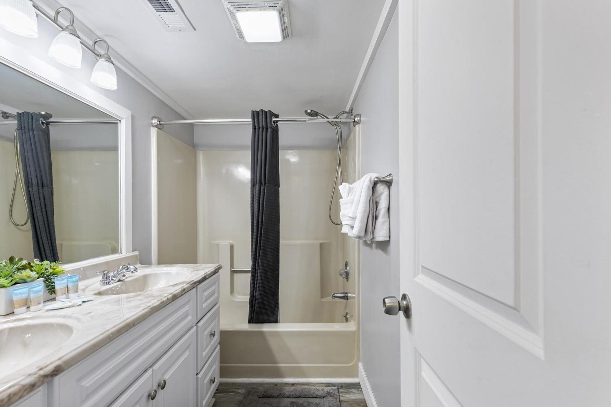 Beachfront 1br In Myrtle *