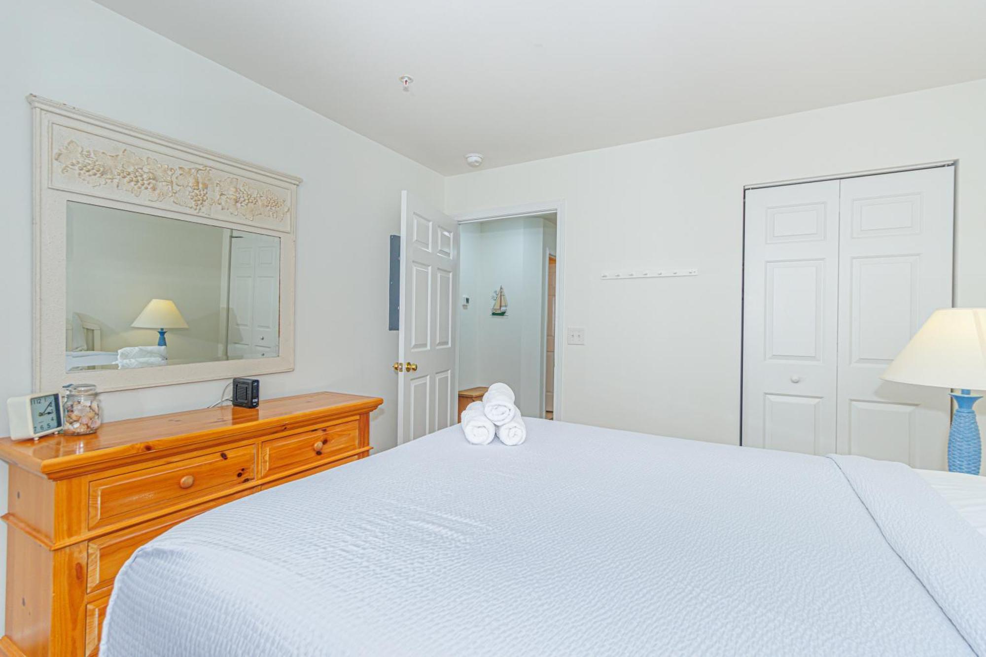 Stunning 3 Bedroom Condo-recently Renovated-fairways Unit D Myrtle Beach