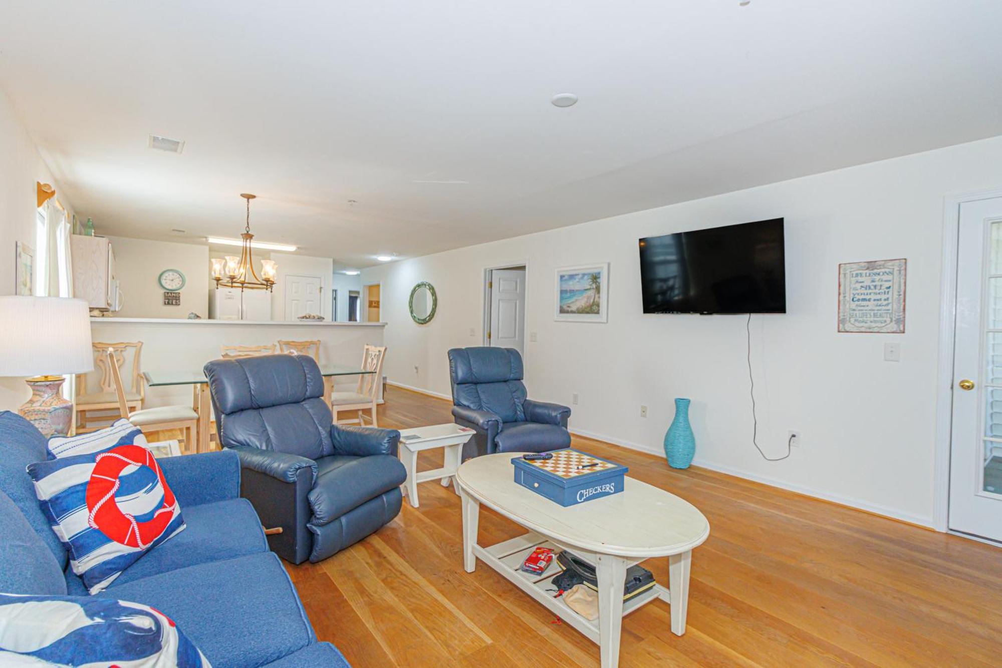 Apartment Stunning 3 Bedroom Condo-recently Renovated-fairways Unit D Myrtle Beach
