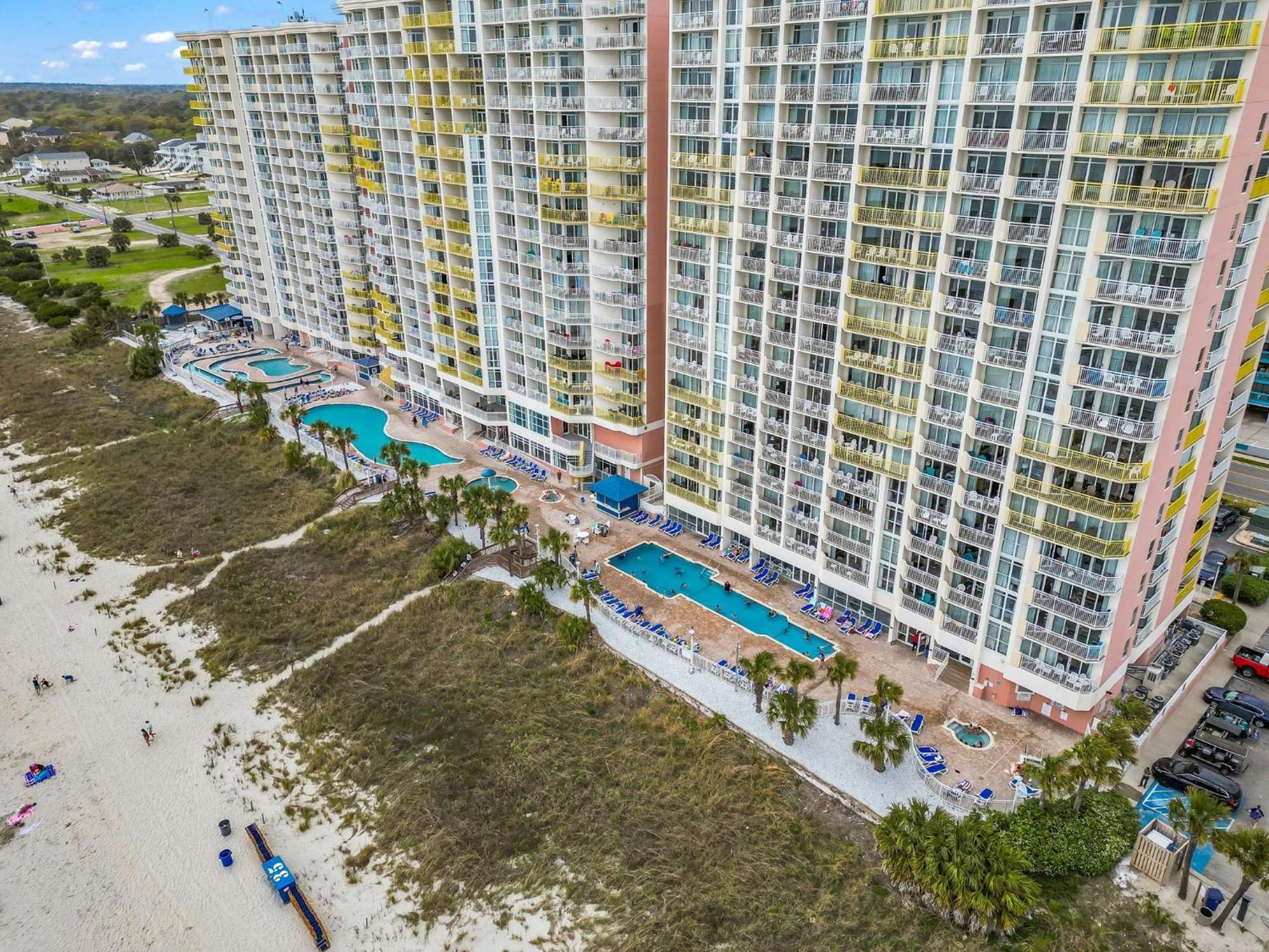 Beautifully Renovated Oceanfront 2 Bedroom With Oversized Balcony! Bay Watch 509