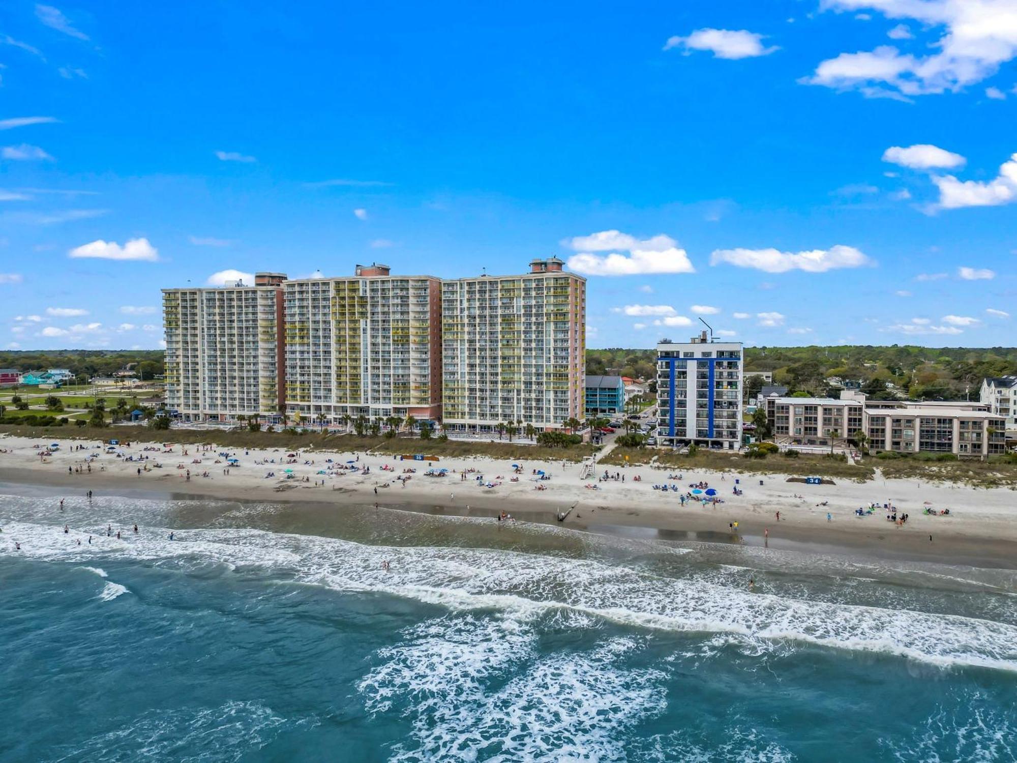 Holiday home Beautifully Renovated Oceanfront 2 Bedroom With Oversized Balcony! Bay Watch 509 Myrtle Beach