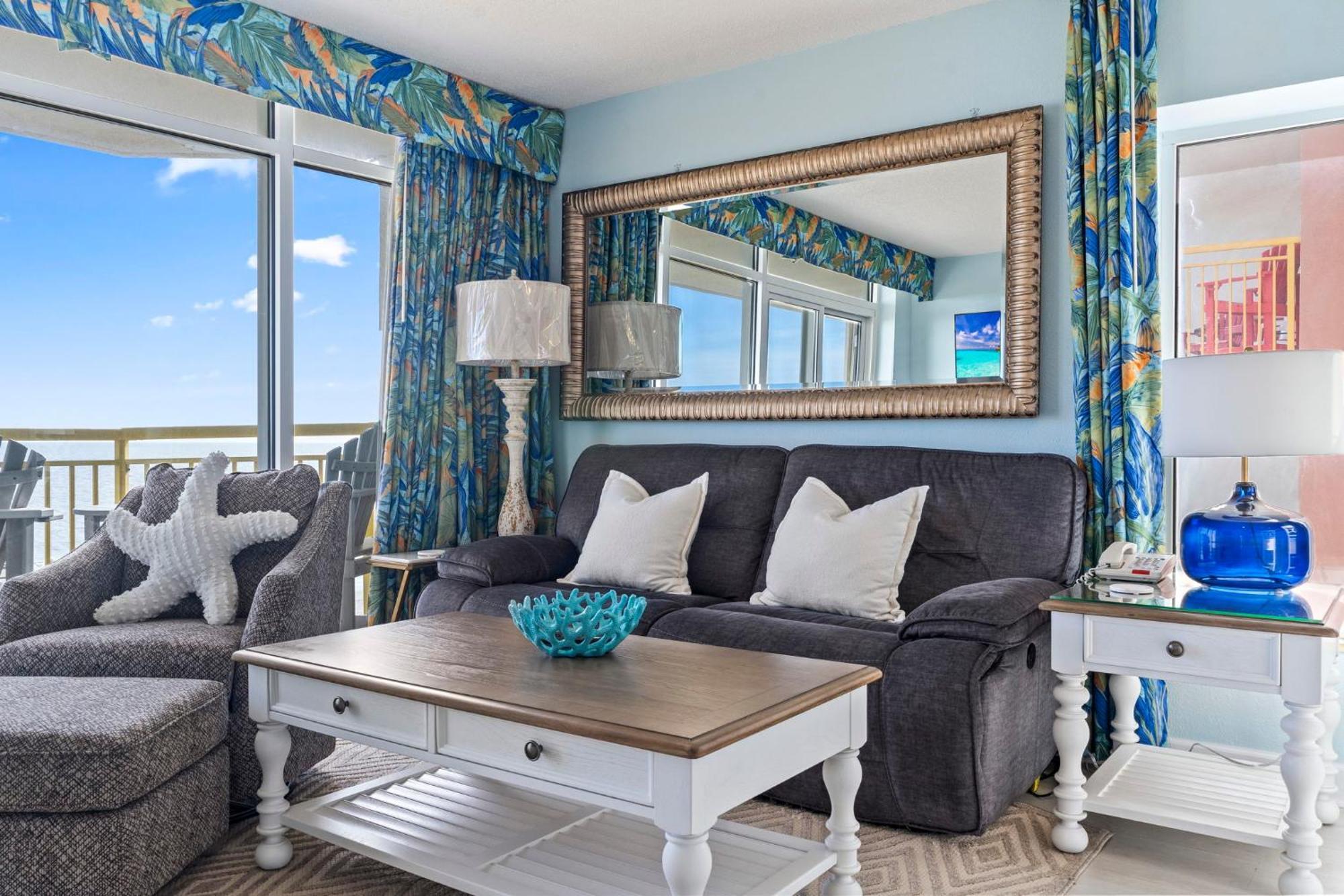 Beautifully Renovated Oceanfront 2 Bedroom With Oversized Balcony! Bay Watch 509