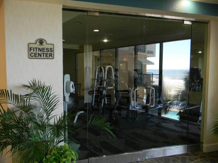 Apartment Luxurious Oceanfront Suite, Prime Loc & Dogs Ok! 1502 *
