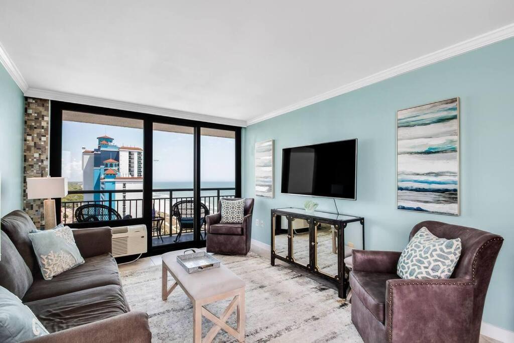 Luxurious Oceanfront Suite, Prime Loc & Dogs Ok! 1502 *