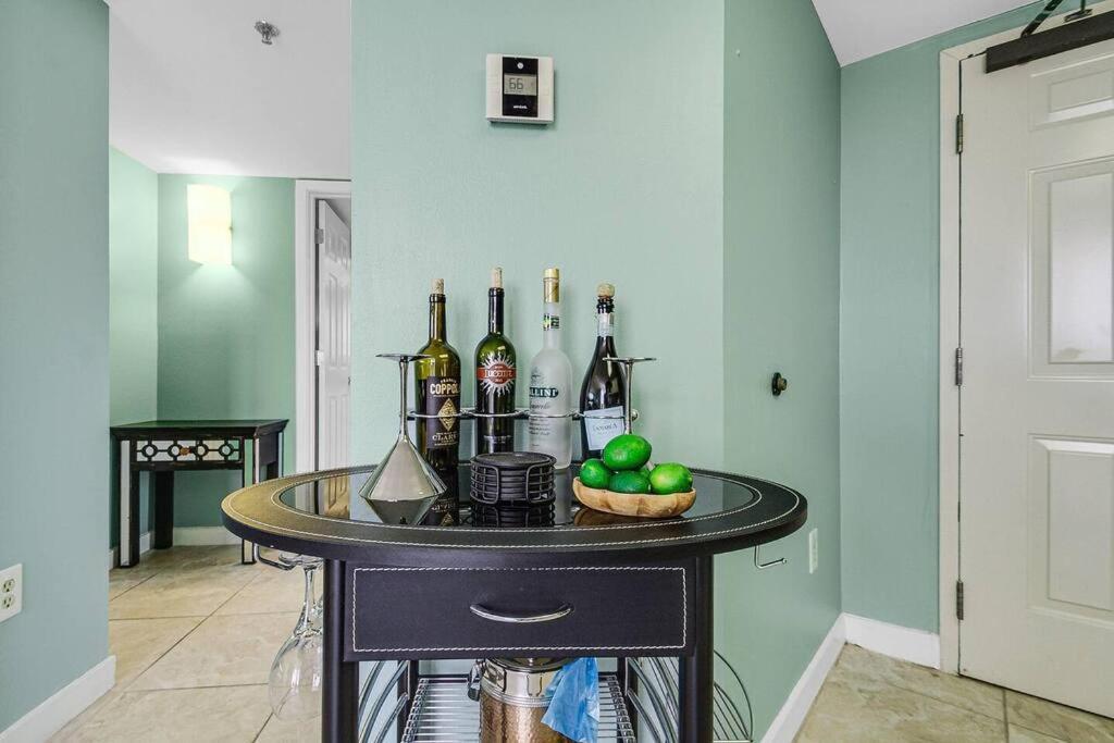 Luxurious Oceanfront Suite, Prime Loc & Dogs Ok! 1502 Apartment Myrtle Beach