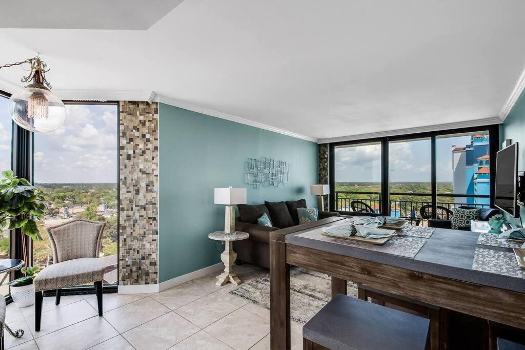 Apartment Luxurious Oceanfront Suite, Prime Loc & Dogs Ok! 1502 Myrtle Beach