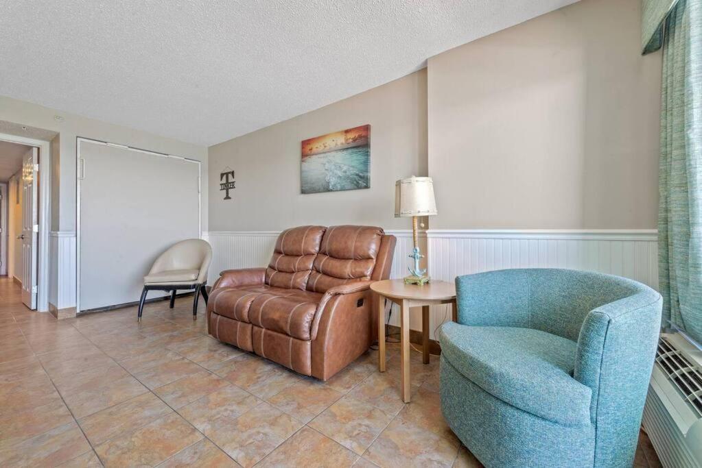 Impeccable Oceanfront Suite, Floor! L1543 Apartment *