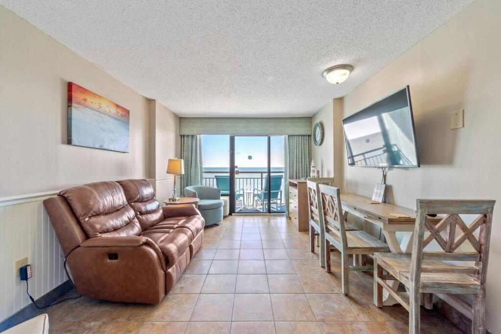 Impeccable Oceanfront Suite, Floor! L1543 *