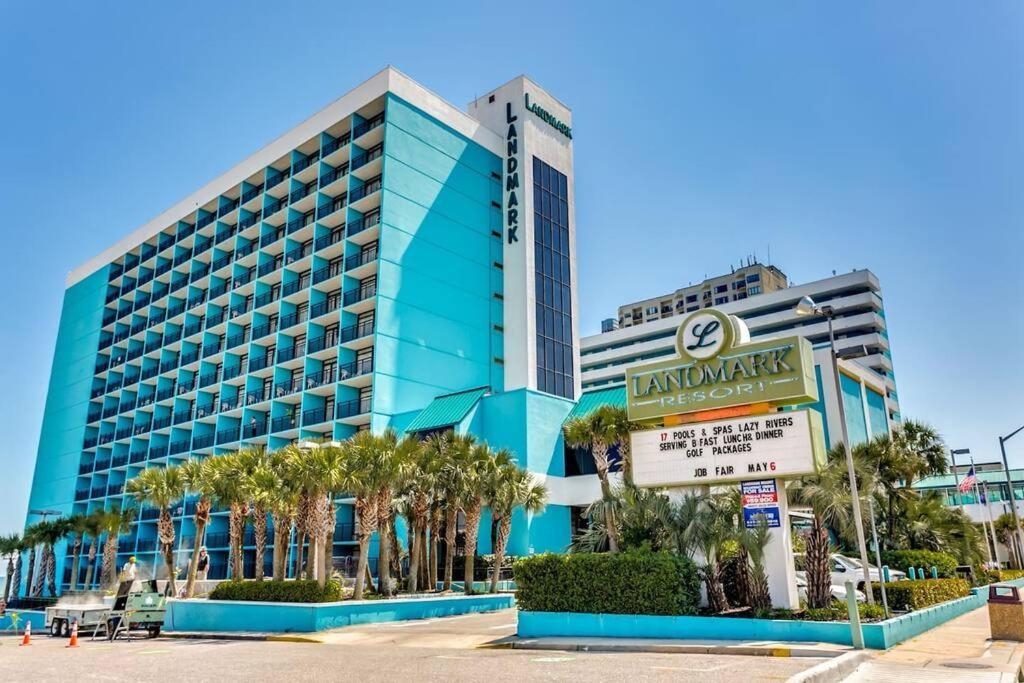 Impeccable Oceanfront Suite, Floor! L1543 Apartment