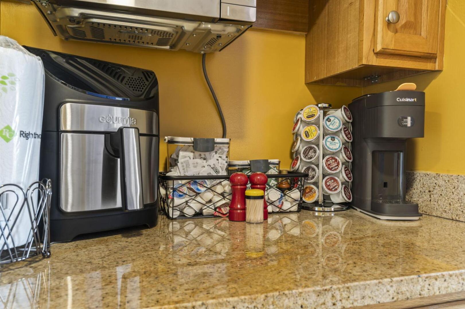 Beautiful Double Queen Suite- Spectacular Oceanfront Views! Ocean Reef 905 Holiday home