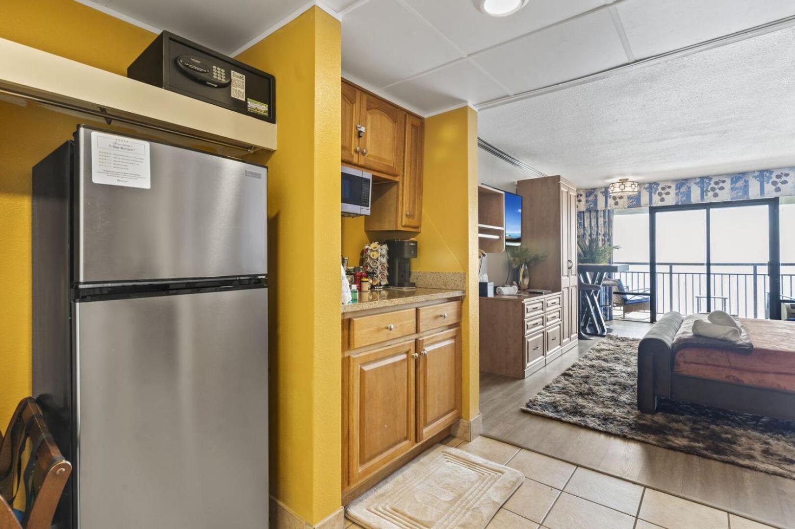 Beautiful Double Queen Suite- Spectacular Oceanfront Views! Ocean Reef 905 Holiday home