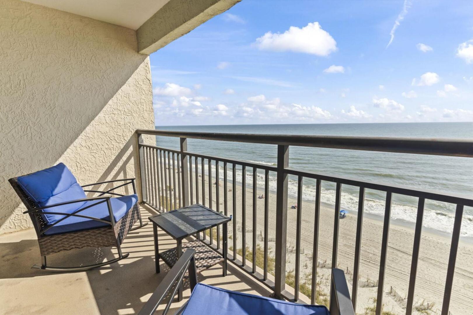 Holiday home Beautiful Double Queen Suite- Spectacular Oceanfront Views! Ocean Reef 905 *