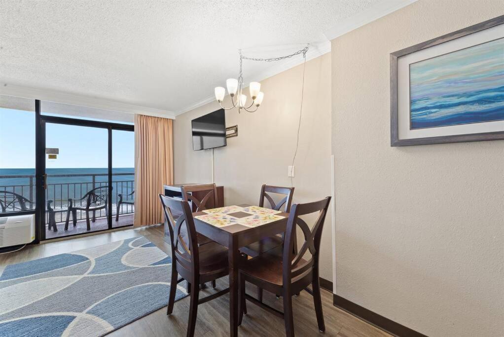 Direct Oceanfront Suite, Your Relaxing Getaway! Cv 938 Apartment Myrtle Beach