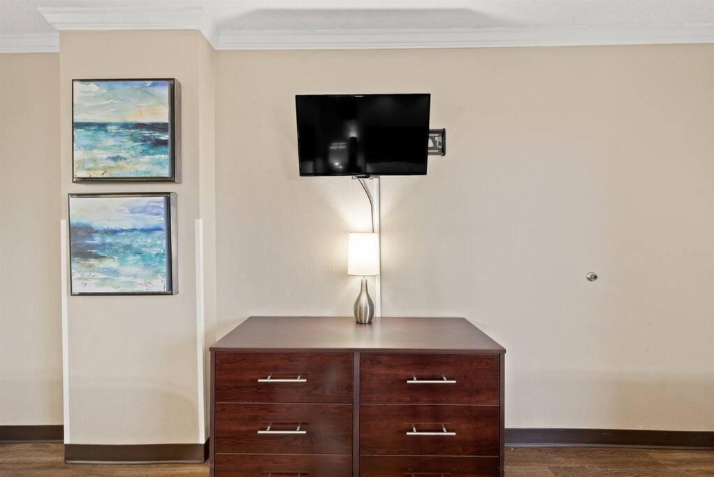 Direct Oceanfront Suite, Your Relaxing Getaway! Cv 938