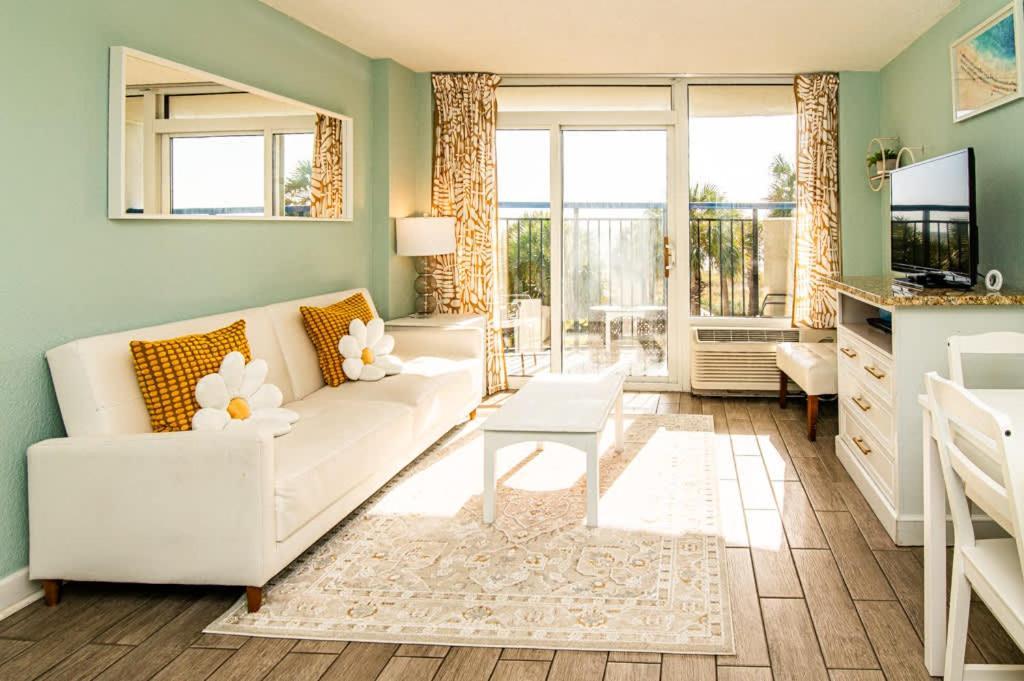 Oceanfront Lazy River Indoor Outdoor Pools Location Holiday home