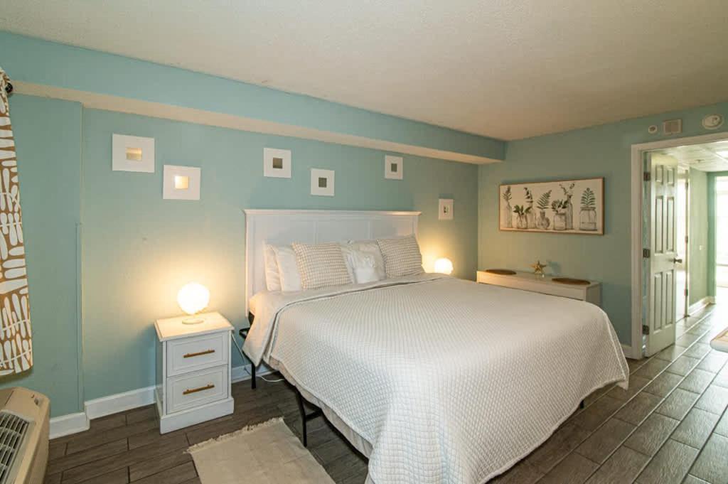 Oceanfront Lazy River Indoor Outdoor Pools Location * Myrtle Beach