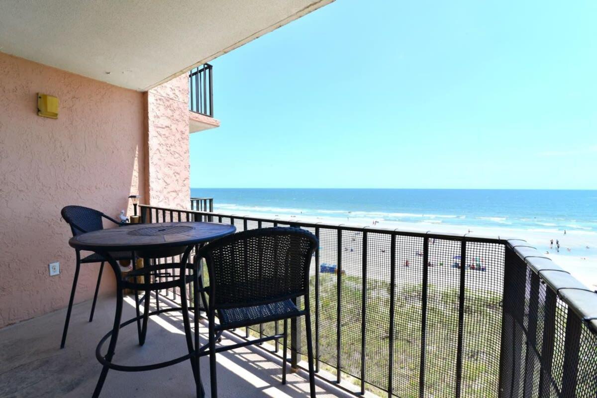 Oceanfront In Heart Of N Myrtle With Pool Holiday home *