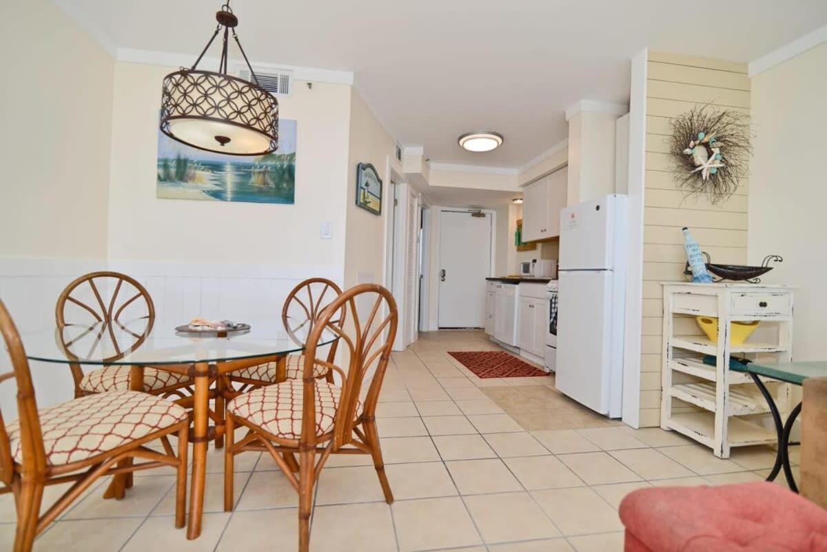 Holiday home Oceanfront In Heart Of N Myrtle With Pool *