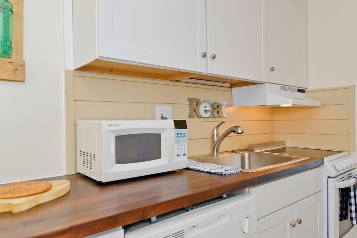 Oceanfront In Heart Of N Myrtle With Pool Holiday home Myrtle Beach