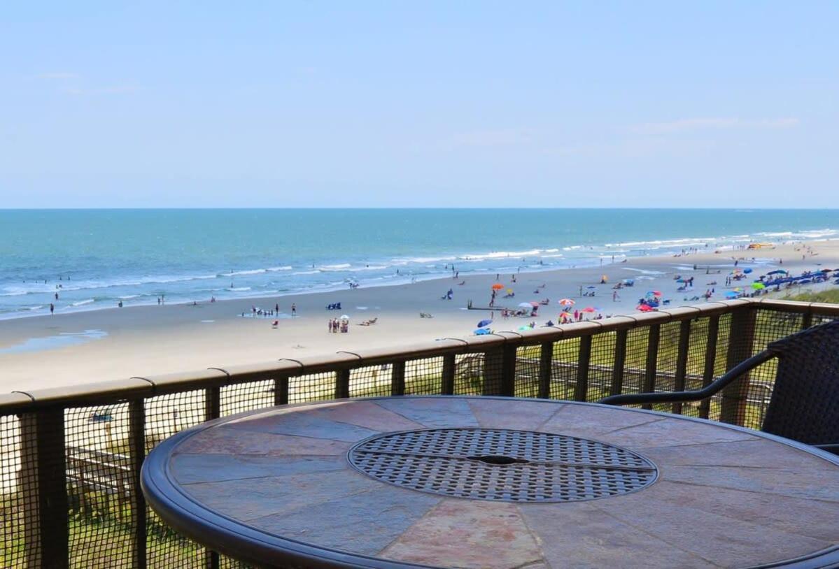 Oceanfront In Heart Of N Myrtle With Pool Holiday home