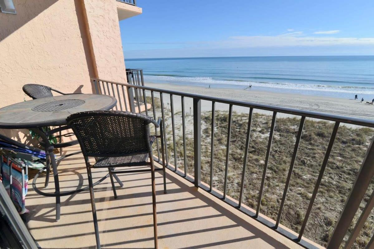 Holiday home Oceanfront In Heart Of N Myrtle With Pool