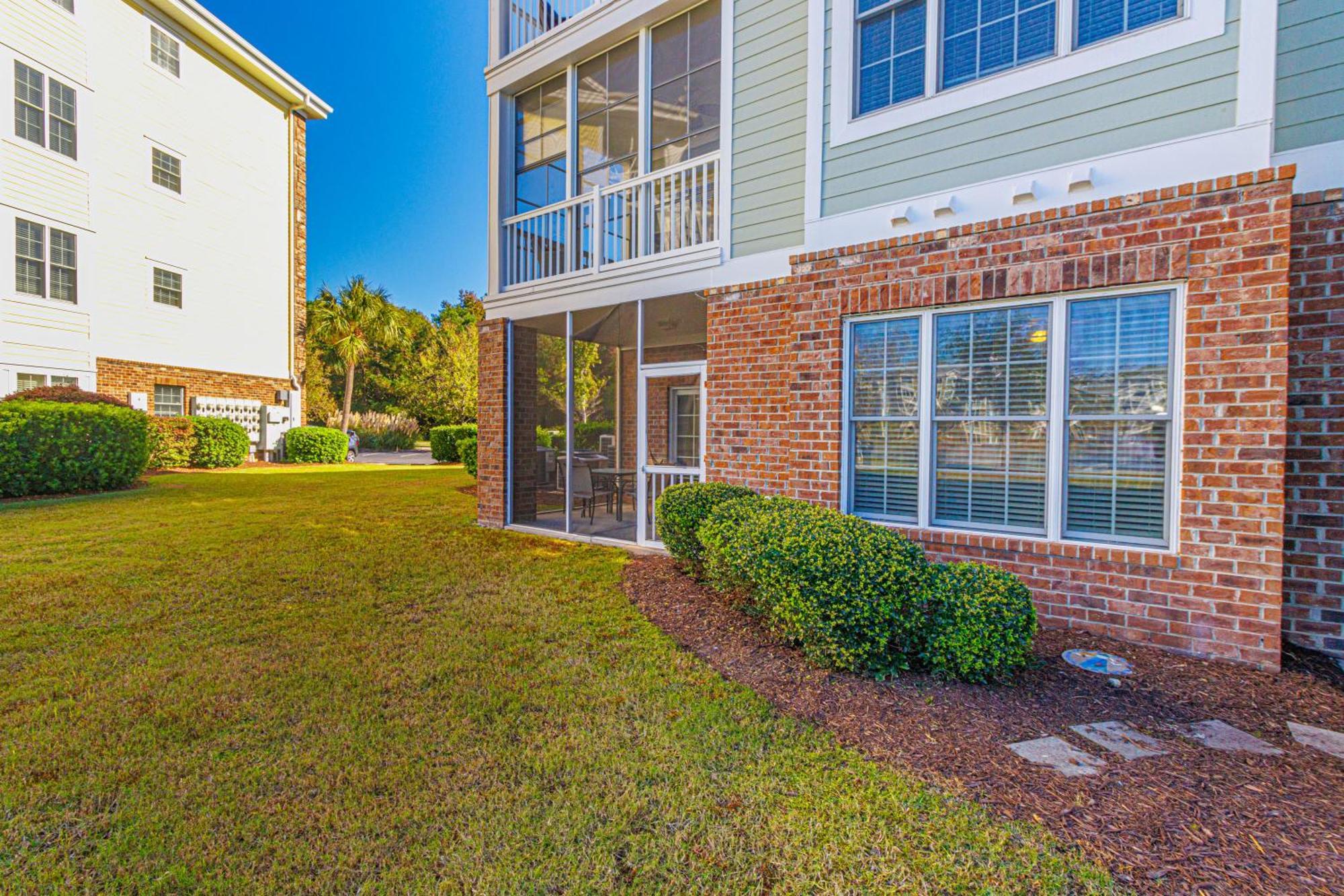 Ground Floor 3 Bedroom Condo! Magnolia Pointe 105! Sleeps 6 Guests Holiday home *