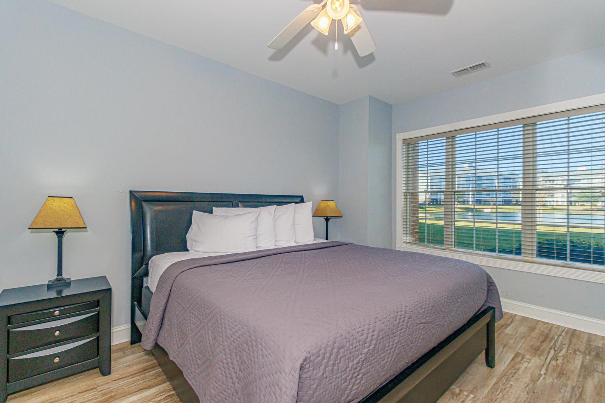 Ground Floor 3 Bedroom Condo! Magnolia Pointe 105! Sleeps 6 Guests *