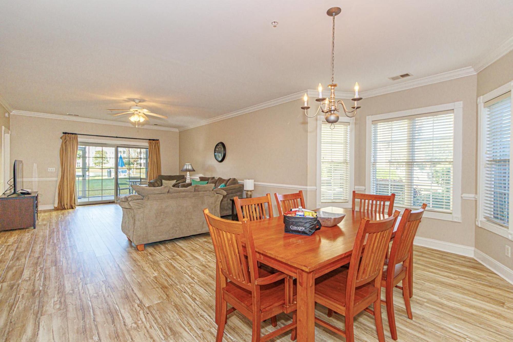 Ground Floor 3 Bedroom Condo! Magnolia Pointe 105! Sleeps 6 Guests Holiday home