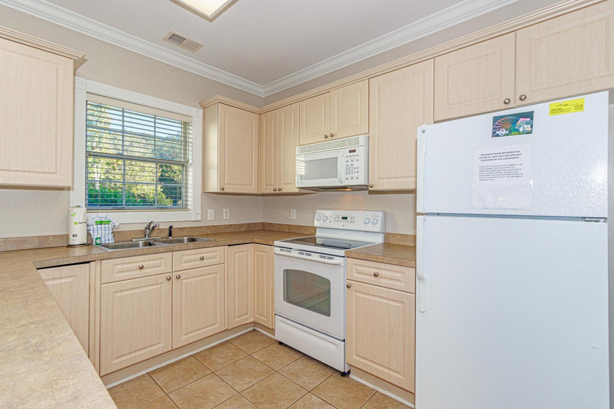 Ground Floor 3 Bedroom Condo! Magnolia Pointe 105! Sleeps 6 Guests * Myrtle Beach