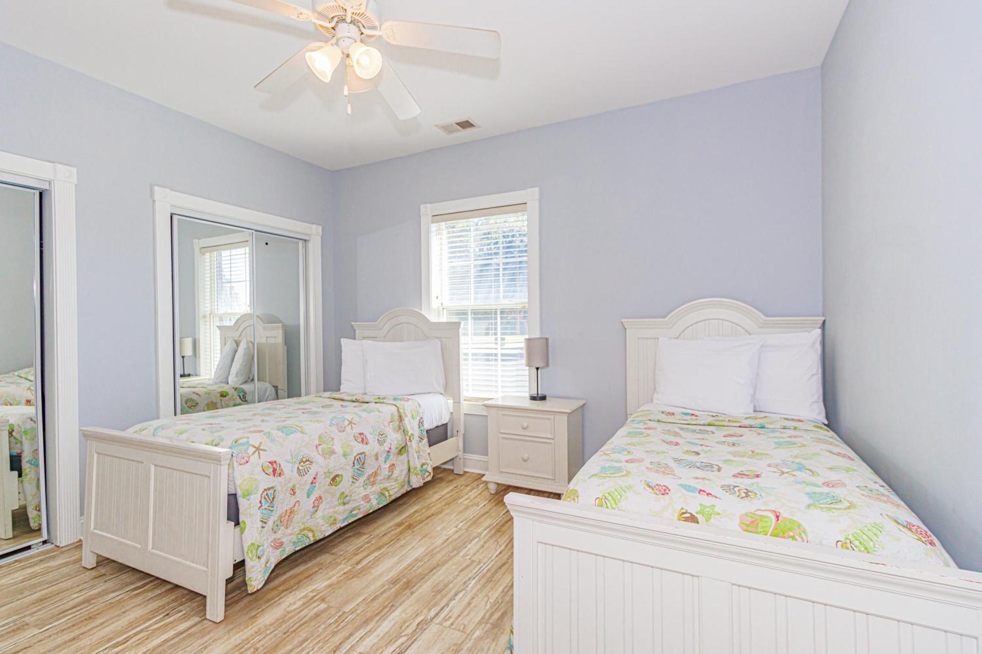 Ground Floor 3 Bedroom Condo! Magnolia Pointe 105! Sleeps 6 Guests Holiday home