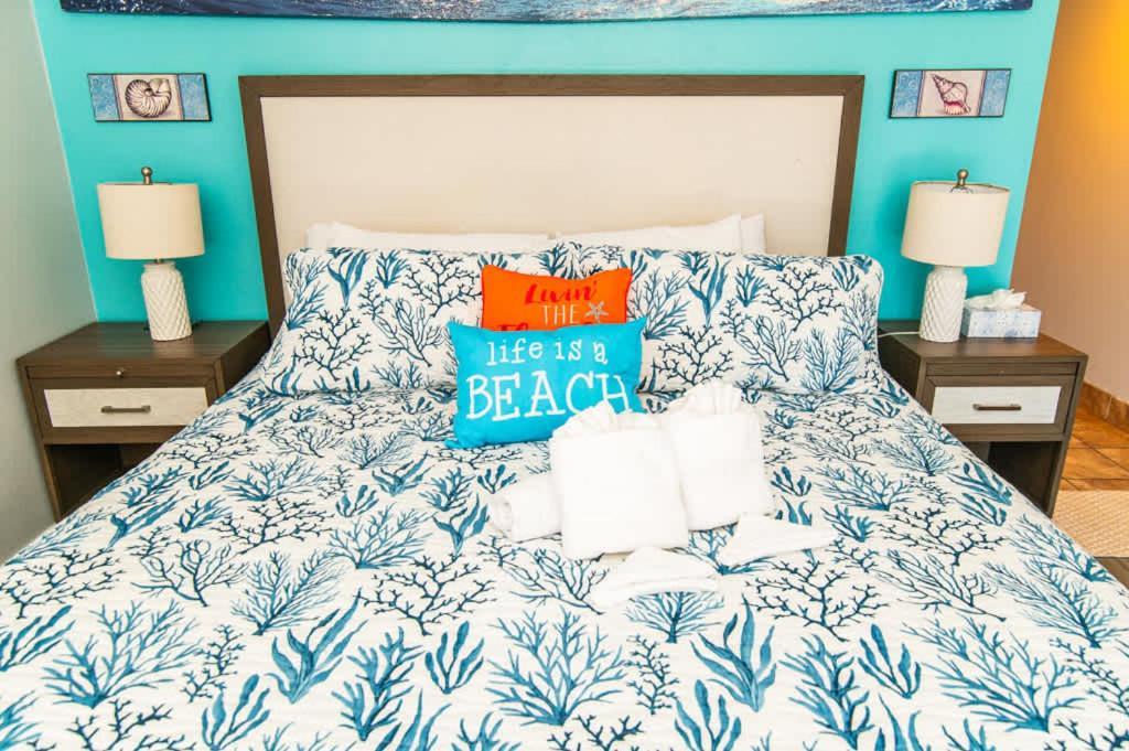 Oceanfront W Lazy River Holiday home Myrtle Beach