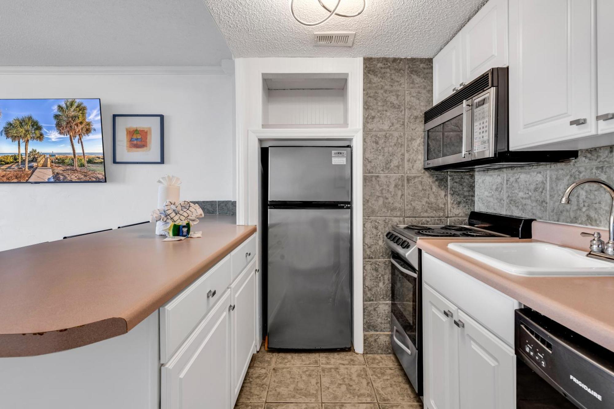 Meridian Plaza 404 Apartment Myrtle Beach