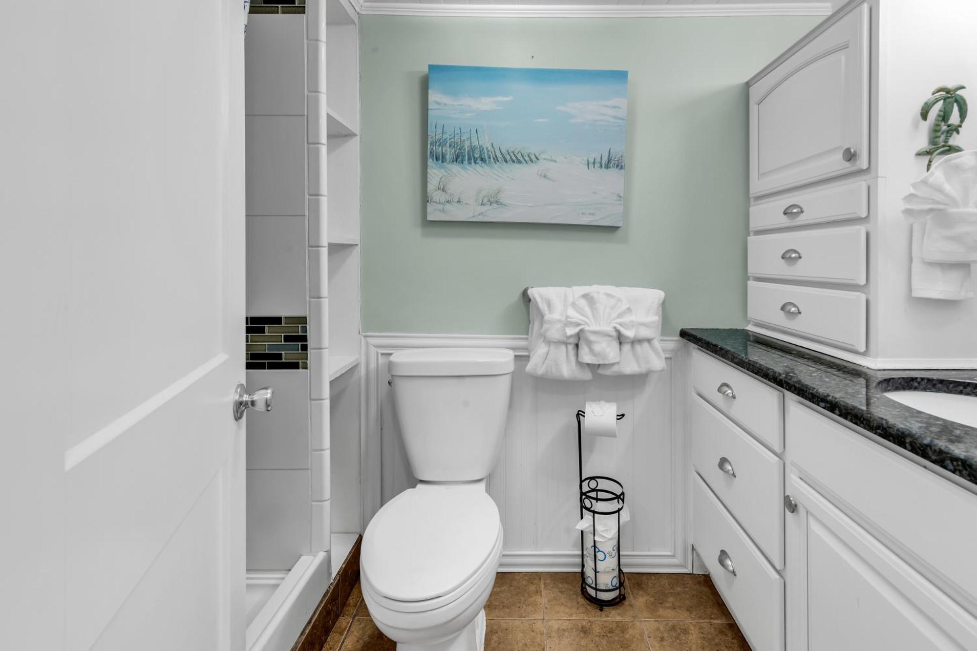 Bluewater 303 Apartment