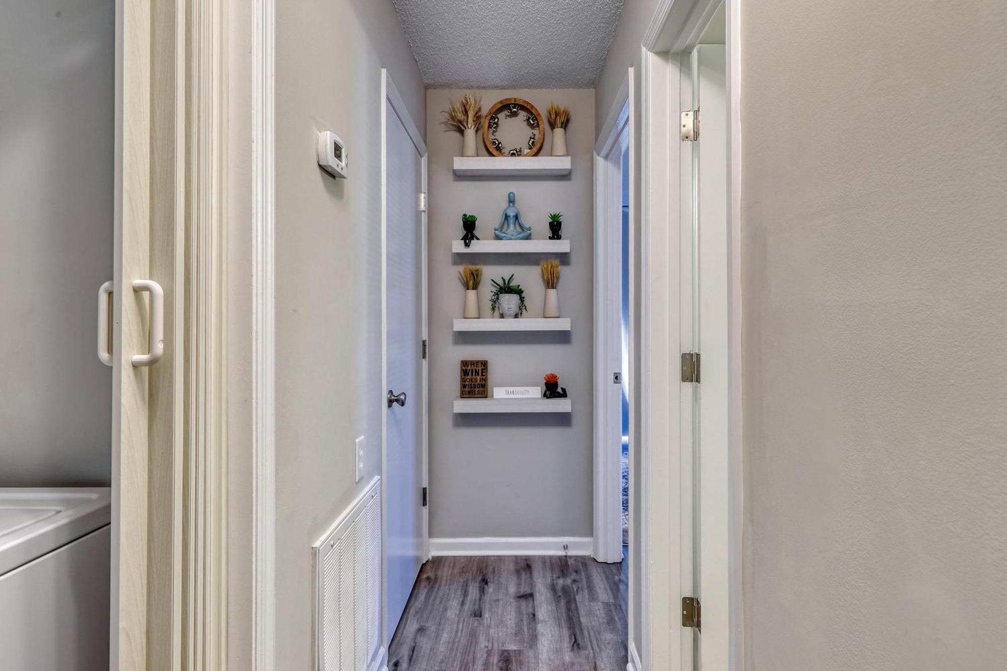 Apartment Tides & Tranquility *