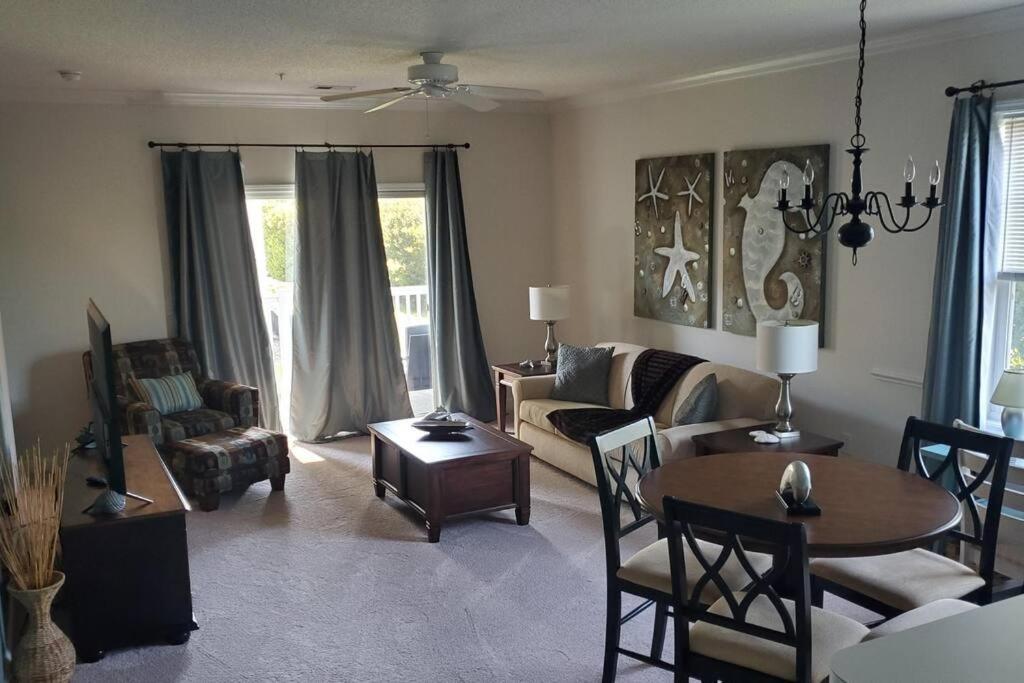 2-bdrm With Designated Remote Work Area/pool