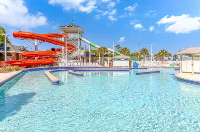 Stunning Ocean Lakes House- Arcade Games And More! 1076