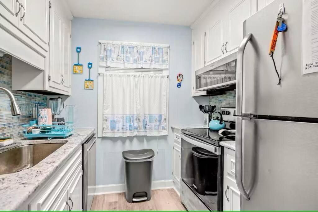 Shore Drive At Shipwatch Pointe Ii 2 Bed-2 Bath *