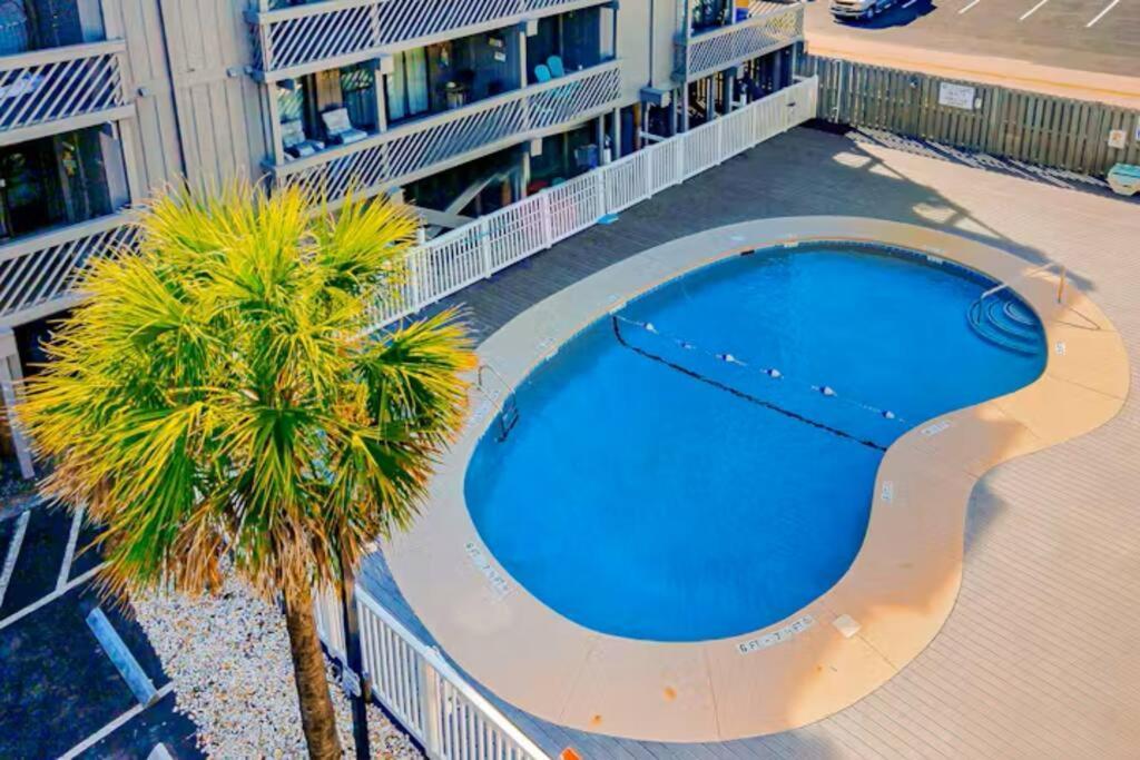 Apartment Shore Drive At Shipwatch Pointe Ii 2 Bed-2 Bath